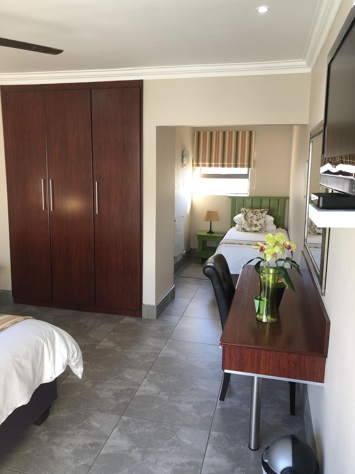 Le Blue Guesthouse Port Elizabeth Eksteriør billede